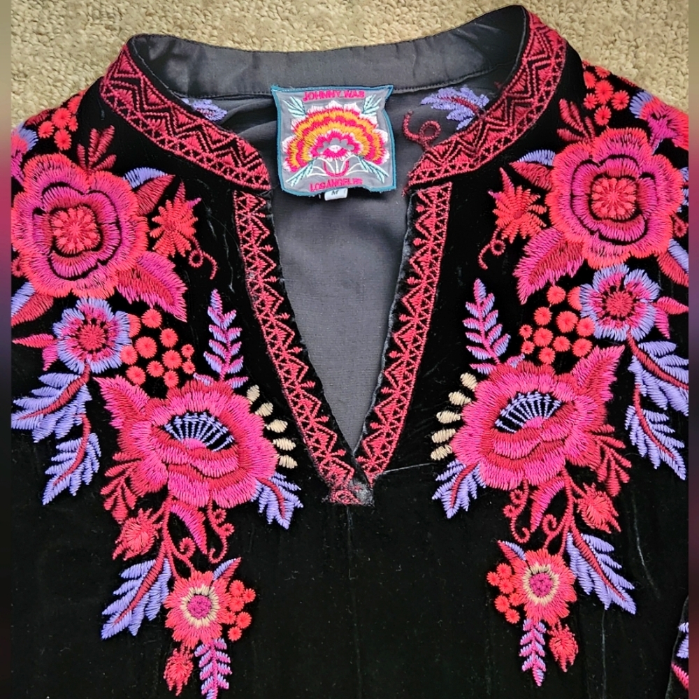 Johnny Was Marcella Floral Velvet Henley Tunic Pockets Dress Heavy Embroidery M - Picture 3 of 13